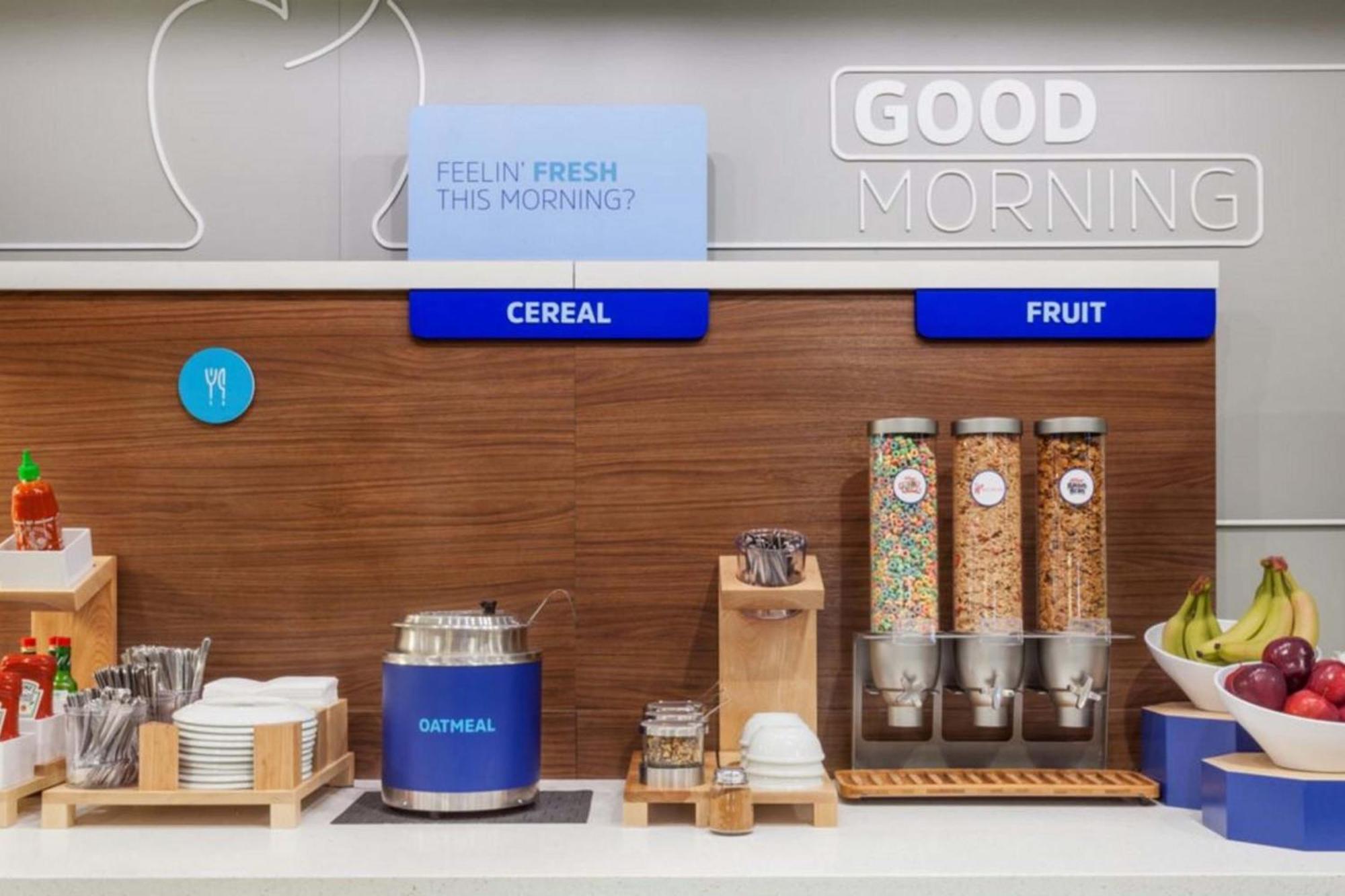 Holiday Inn Express - Alliance By Ihg Kültér fotó